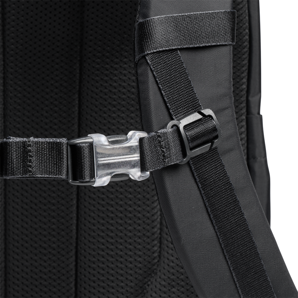 The Vitalize™ Backpack | 30.9 QT