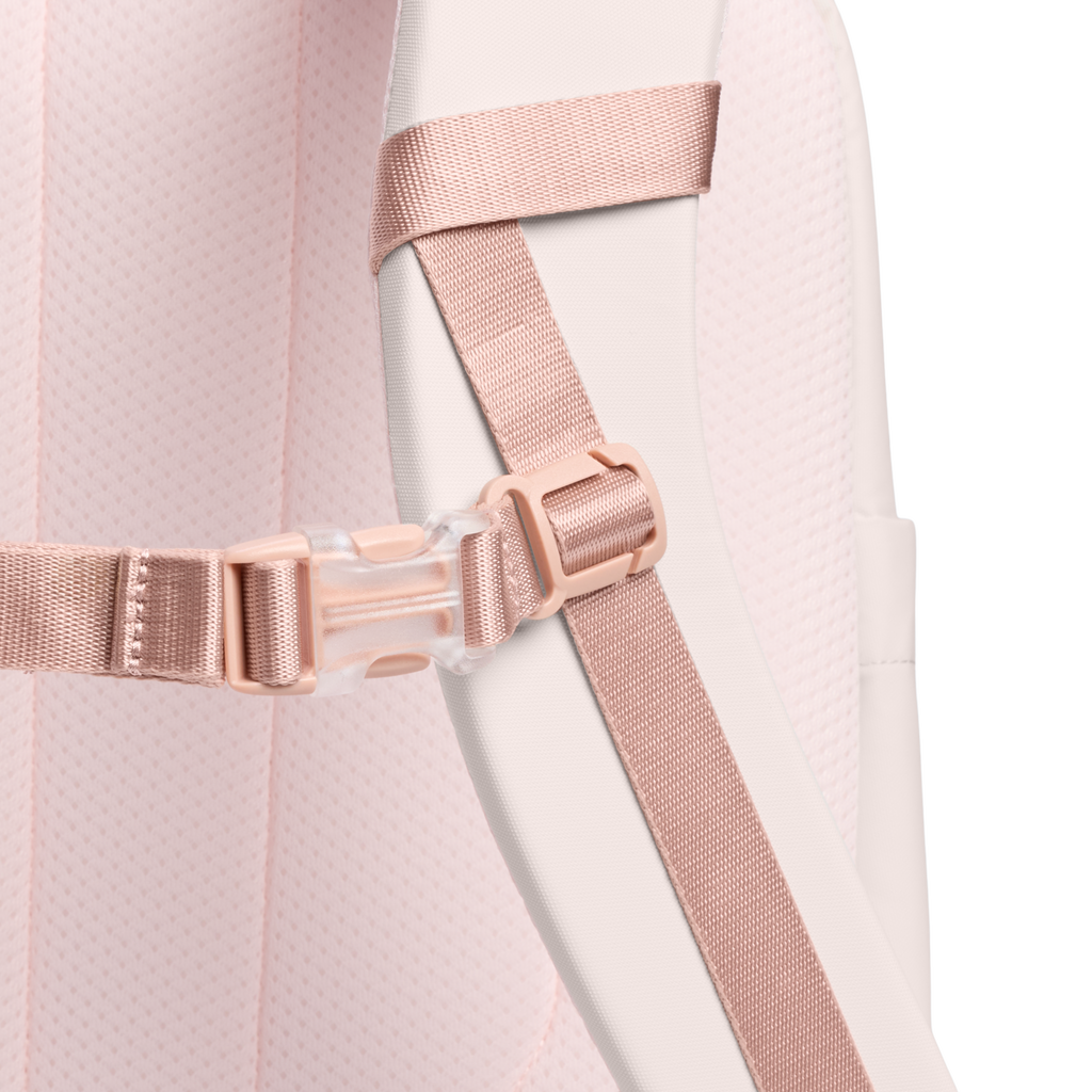 The Vitalize™ Backpack | 30.9 QT